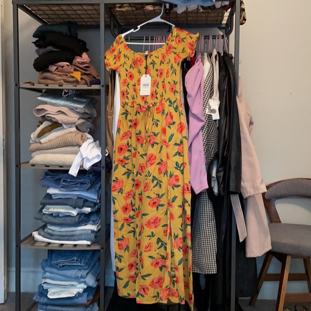 Nasty Gal Floral Shirred Puff Sleeve Maxi Dress - Picture 6 of 7